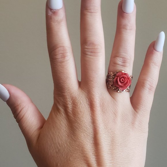 Vintaged Red Rose Lace Ring - Picture 7 of 7